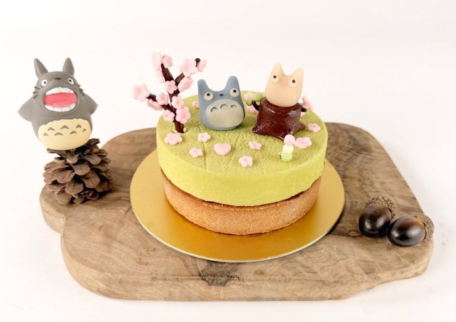 Cherry blossom Totoro cake brings pink sakura sweetness to Tokyo this White Day
