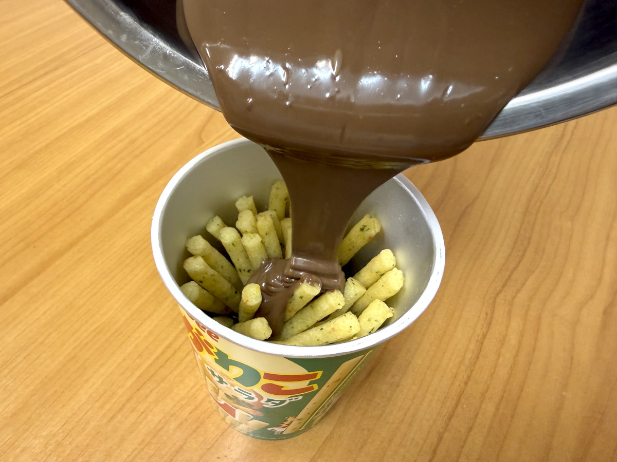 Pringles Chocolate, but with a Japanese twist, is the snack hack you should be trying right now