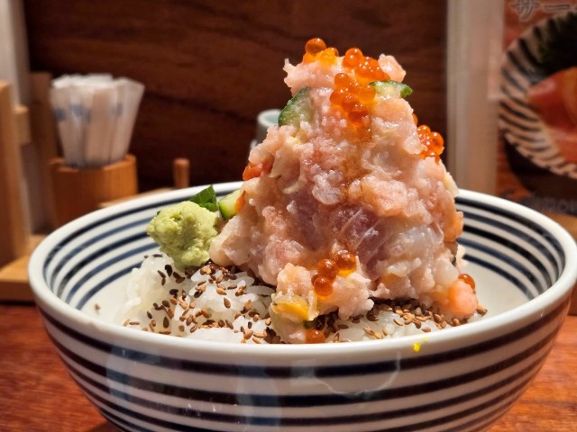Tsujihan sushi bowl restaurant goes viral with foreign tourists, but is it worth the hype?