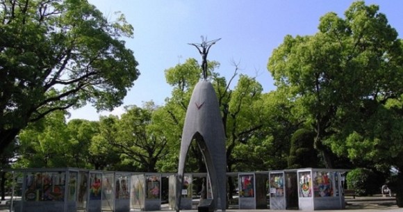 Memorial bell inside Hiroshima’s Peace Park has been silenced, but for a sweet reason