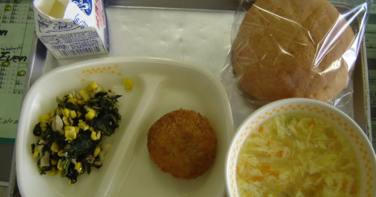 Fukuoka schools struggling to get kids to switch from milk to tea in lunches