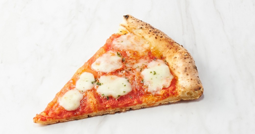 7-Eleven Japan now offering baked-in-store pizza by the slice with two very different topping sets