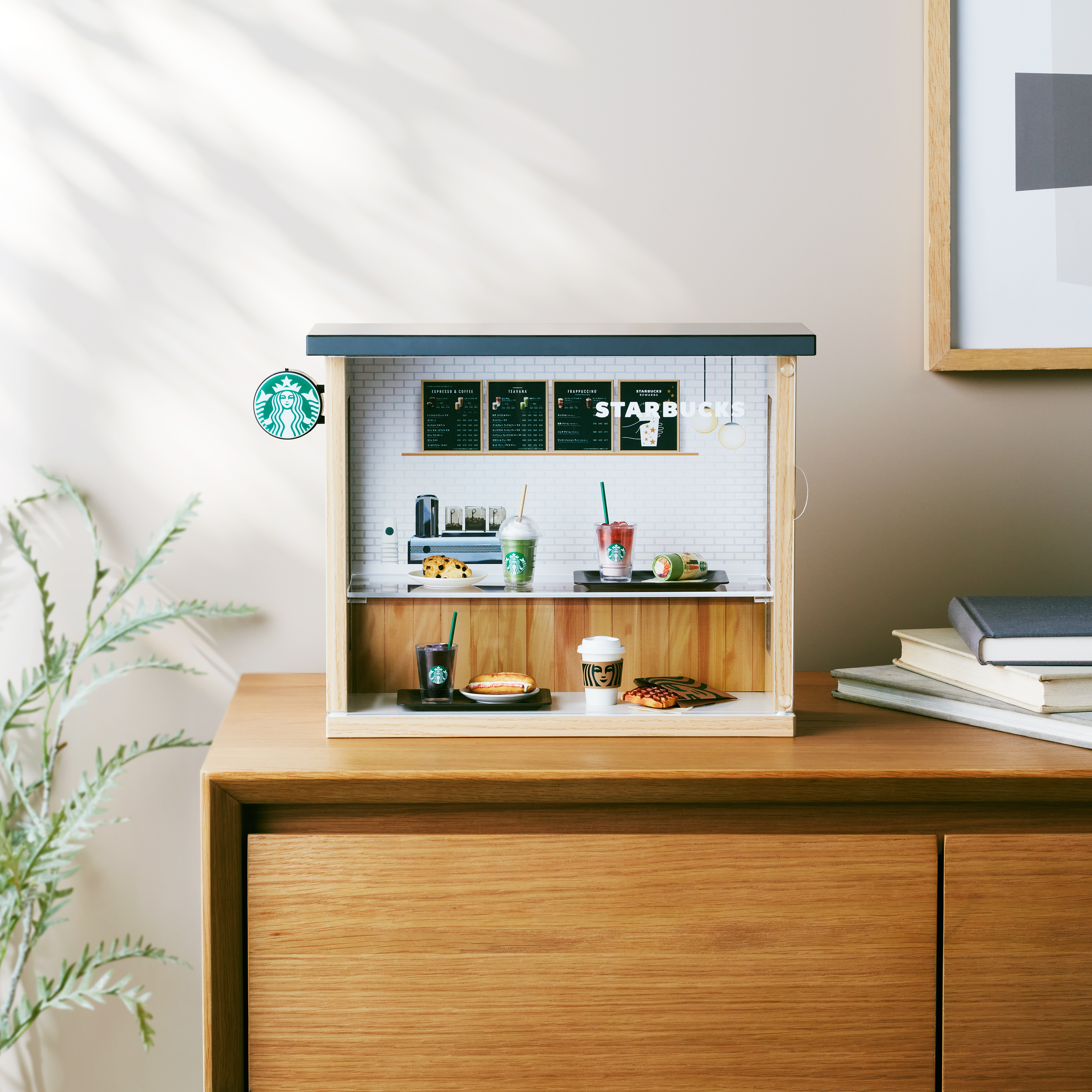 Starbucks Japan releases a miniature display rack so you can