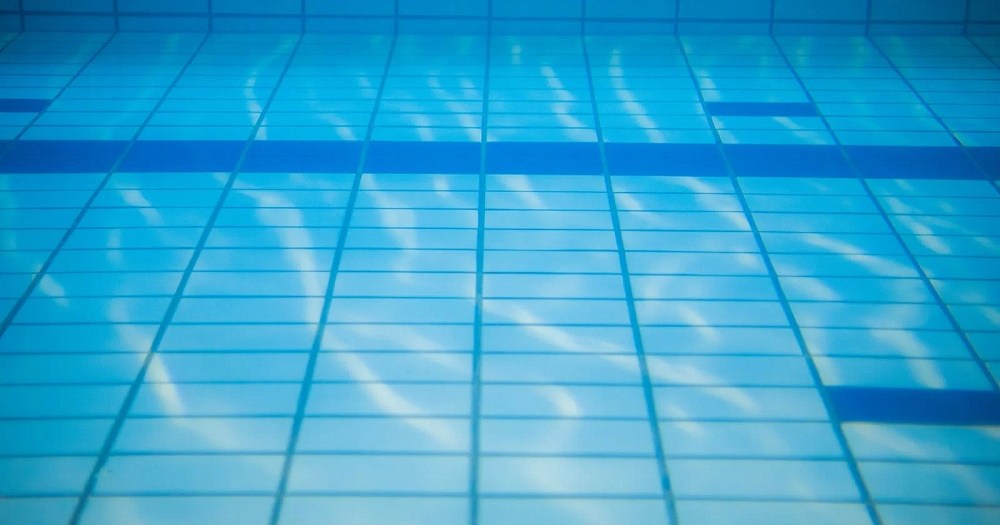 Japan’s largest online flea market reminds users that selling used school swimsuits is prohibited