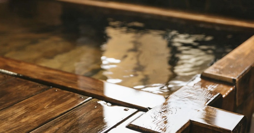 Kumamoto earthquake may have created Japan’s newest hot spring inside flooded restaurant [Video]