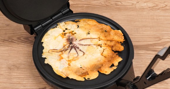 Turn octopus, spaghetti, and more of your favorite foods into crackers with Senbei Maker 2