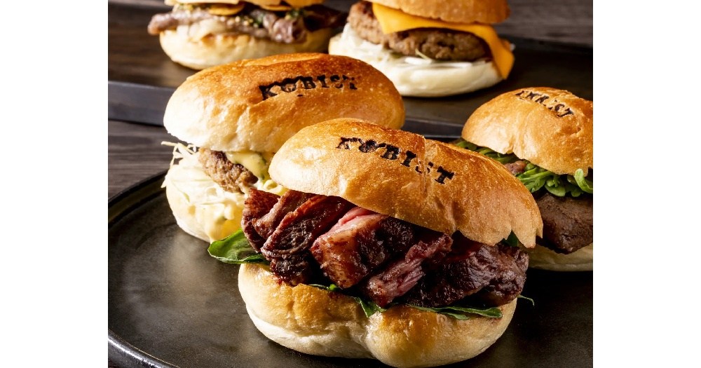 If you want one last taste of Japanese luxury, Kansai International Airport has a restaurant that says it can give it to you in just five minutes.