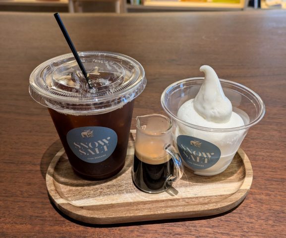 Snow Salt Soft Cream Cafe & Bar for grown-ups opens in Tokyo’s Ueno area with a bookish surprise Snow Salt Soft Cream Cafe & Bar for grown-ups opens in Tokyo’s Ueno area with a bookish surprise