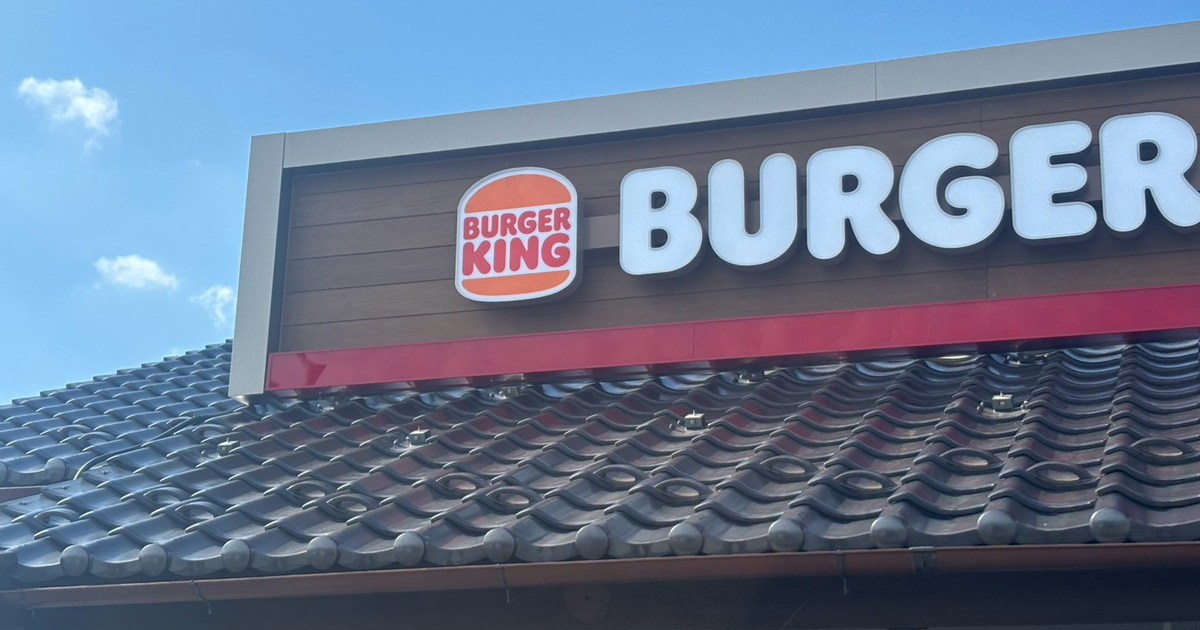 Burger King goes viral in Japan for opening new store in a Japanese-style building