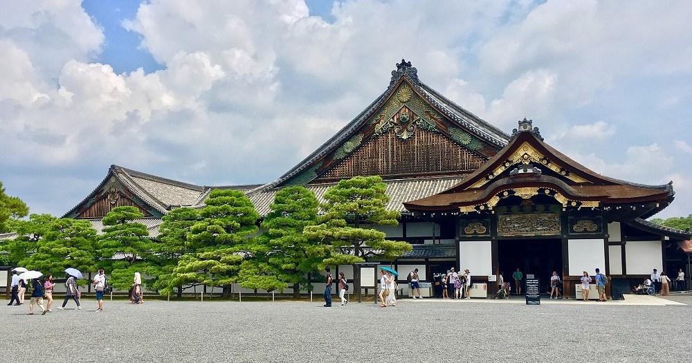 Kyoto announces two-tier admission price plan for Nijo Castle, non-residents would pay twice as much
